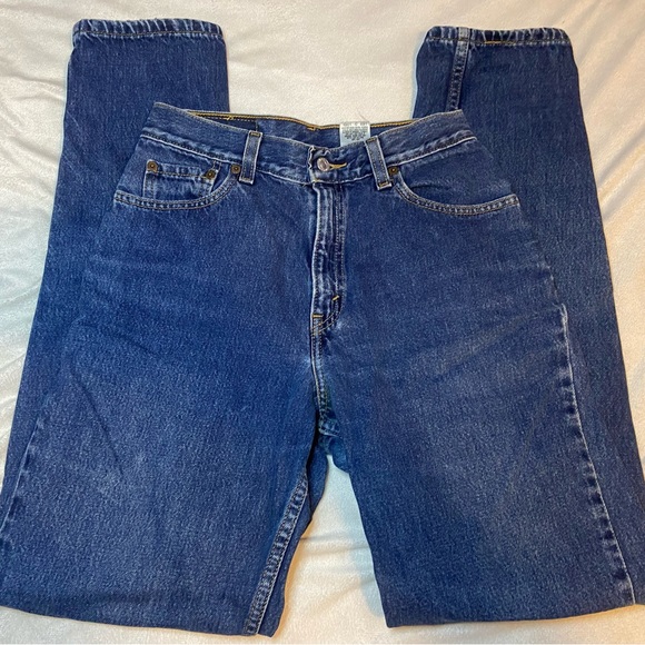 Vintage Dark Wash Levi’s 550 - Picture 1 of 3